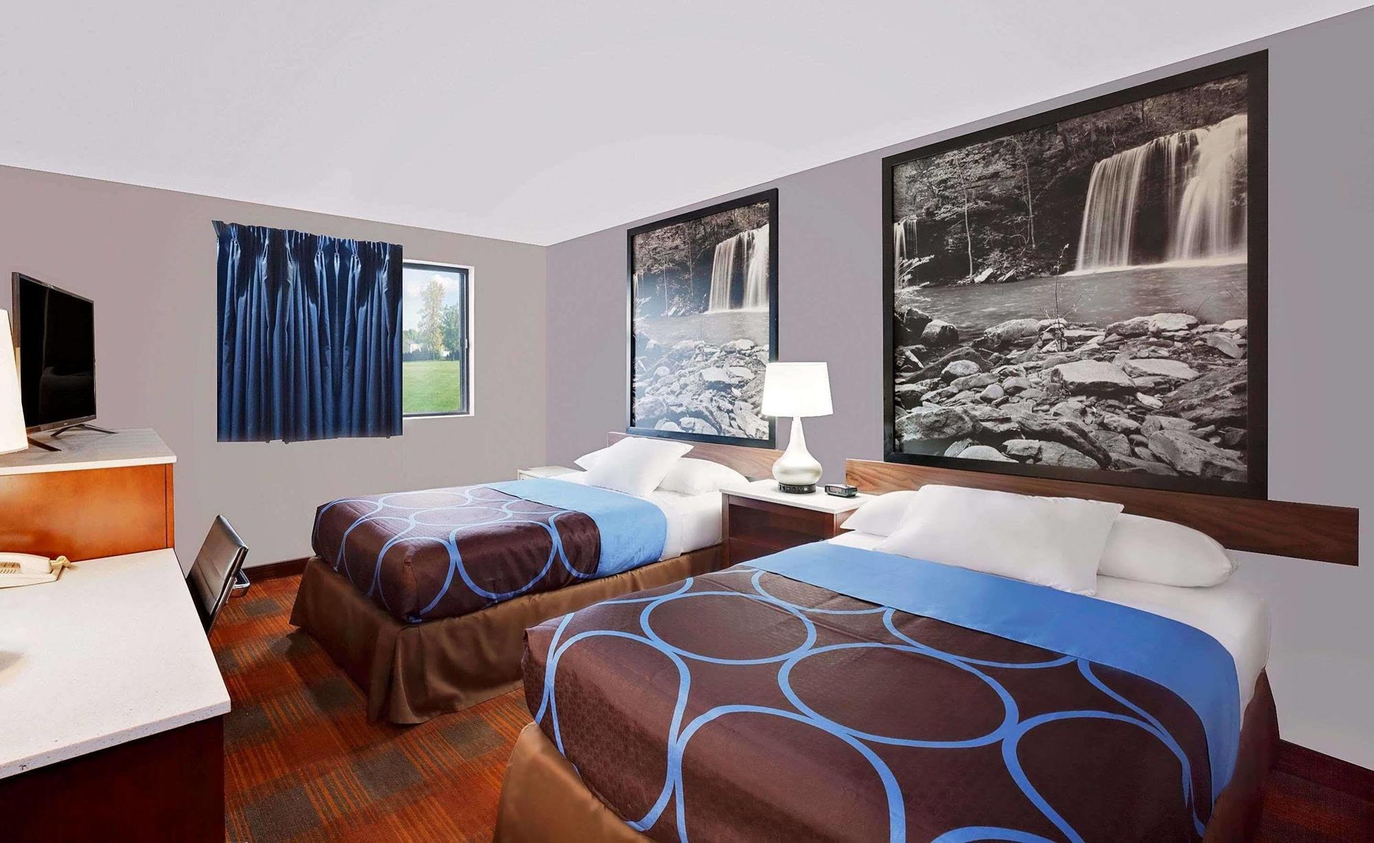 Super 8 By Wyndham Fayetteville Exterior photo